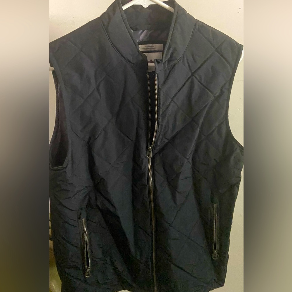Mens Sz Small full zip vest